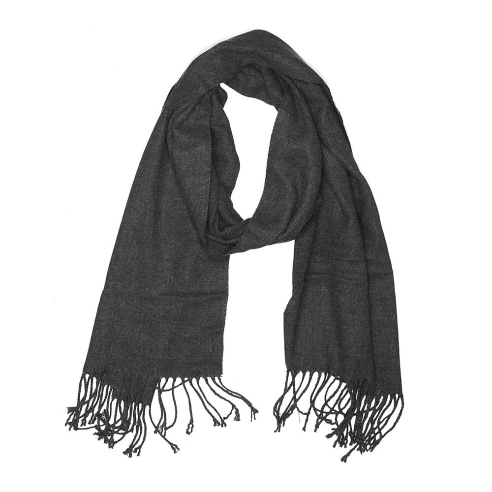 🌺 American Eagle Outfitters Soft Solid Gray Neutral Classic Fringe Scarf
